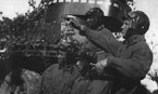 БА-3 на военных учениях. Хорошо видны ремешки укладки гусеницы. Туркестанский военный округ, 1936 г.
