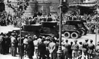 Бронеавтомобили БА-6 армии генерала Франко на параде по случаю освобождения Каталонии от республиканцев. Эти машины были захвачены у республиканской армии в боях 1937-1938 годов. Барселона, 21 февраля 1939 года.