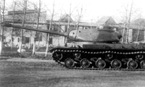 Опытный танк ИС-2 (Объект 240) во дворе завода №100. Осень 1943 года (вид на левый борт).