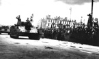 СУ-76М из состава 27-ого самоходно-артиллерийского полка на параде победы в Варшаве. Польша, 1 мая 1946 г.
