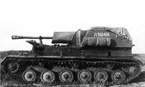 Легкие самоходные установки СУ-76М производства завода № 38. Киров, весна 1944 года. На борту машины видны заводские номера - Л310418 (фото 27) и Л57403 (фото 26), нанесенный белой краской.