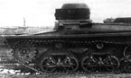 Первый опытный образец танка Т-37А. Машина еще не имеет поплавков над гусеницами. 1933 г.