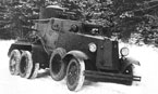 Испытание бронеавтомобиля БАИ с радиостанцией 71-ТК-1. На правом крыле уложены вездеходные цепи «Оверолл». НИБТ полигон, зима 1935 года.